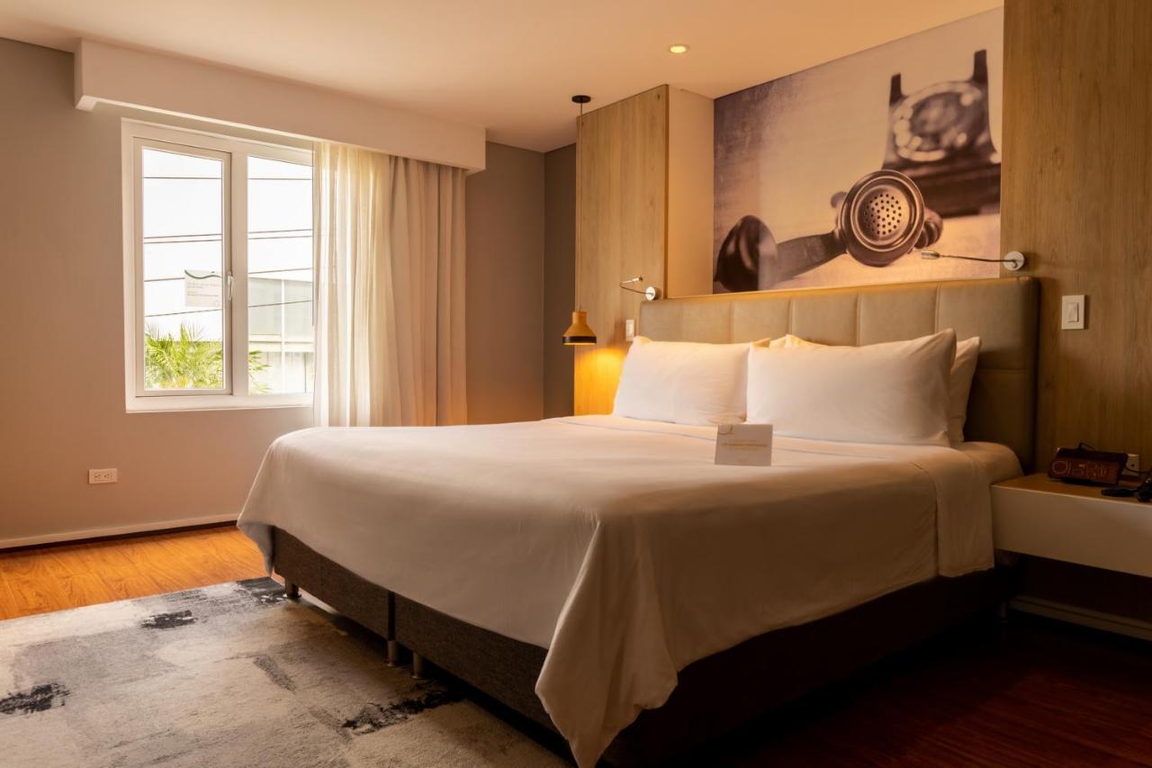 Quo Quality Hotel 马尼萨莱斯 外观 照片