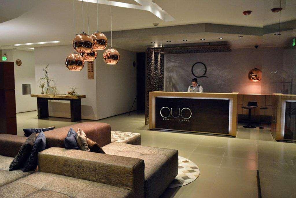 Quo Quality Hotel 马尼萨莱斯 设施 照片 The lobby of the hotel